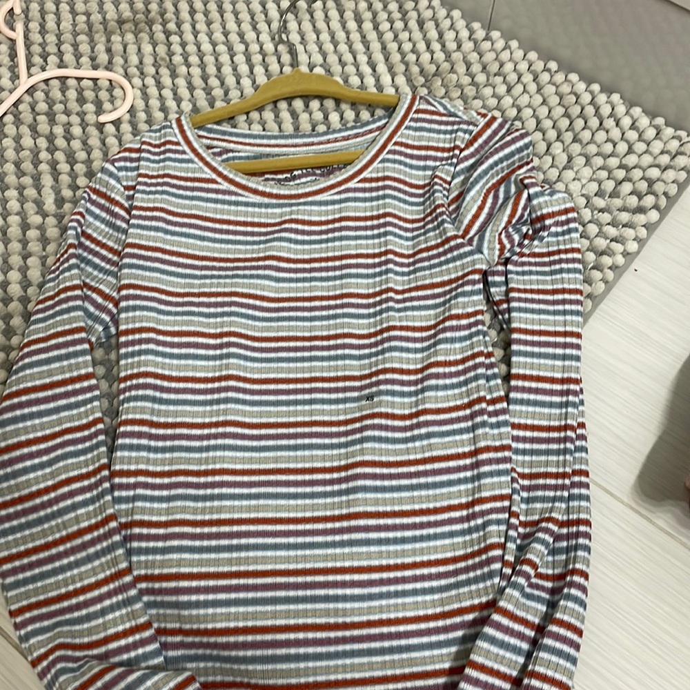 Aeropostale long sleeve top
